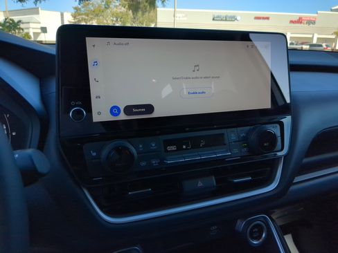 Used 2025 Toyota Grand Highlander FWD image 22