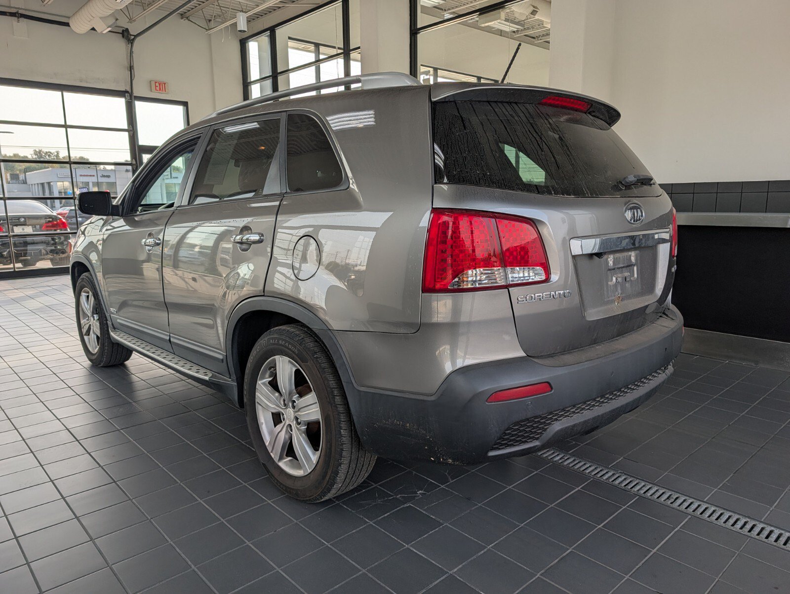 Used 2013 Kia Sorento EX AWD/4WD image 3