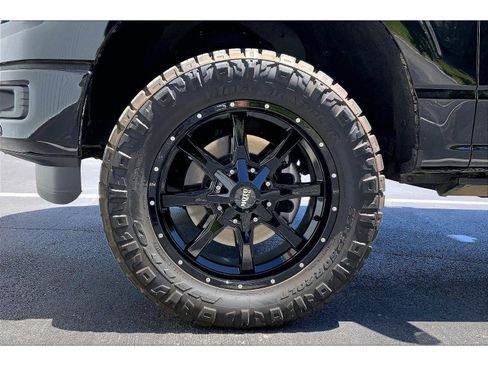 Used 2024 Ford F150 XLT w/ Equipment Group 302A MID AWD/4WD image 9