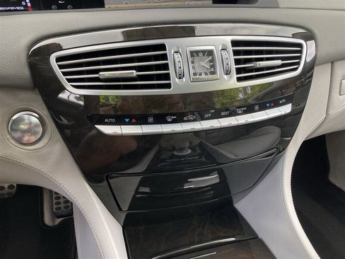 Used 2012 Mercedes-Benz CL 63 AMG image 27