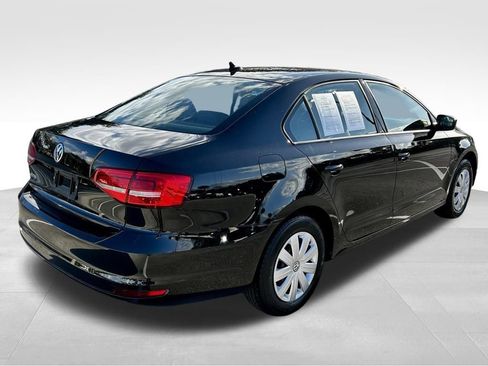Used 2015 Volkswagen Jetta S image 5
