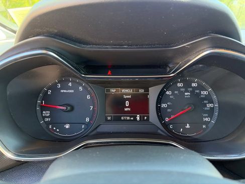 Used 2022 Chevrolet TrailBlazer LT w/ Confidence II Package FWD image 29