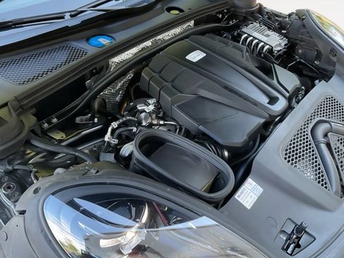 Used 2019 Porsche Macan S AWD/4WD image 27
