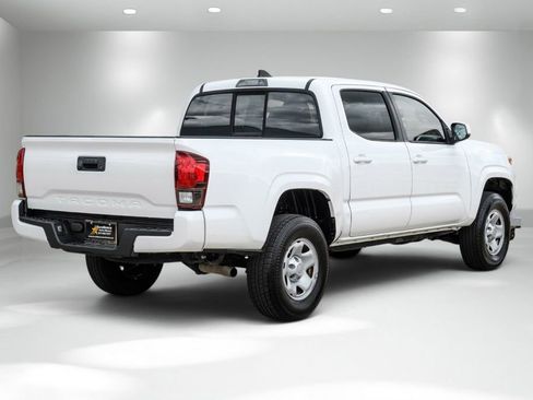 Used 2020 Toyota Tacoma SR w/ SR Convenience Package RWD image 6