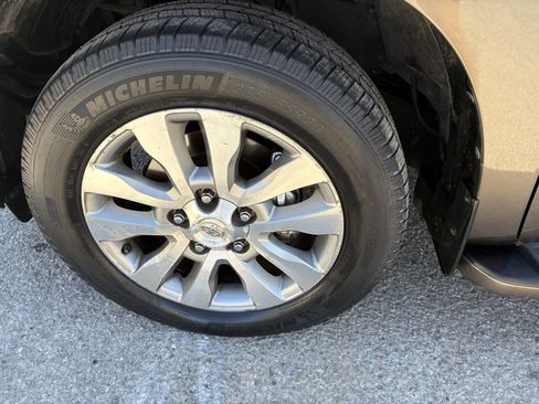 Used 2008 Toyota Sequoia Limited image 14