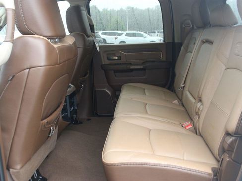 Used 2022 RAM 2500 Limited AWD/4WD image 33