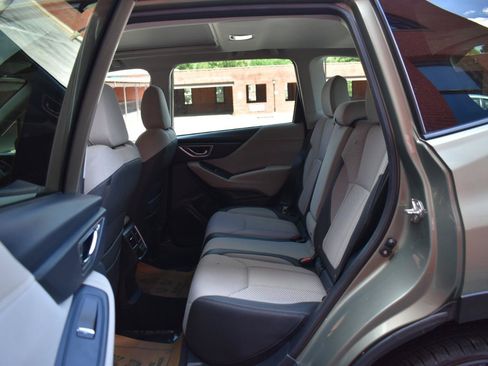 Used 2020 Subaru Forester Premium w/ Popular Package #1 AWD/4WD image 14