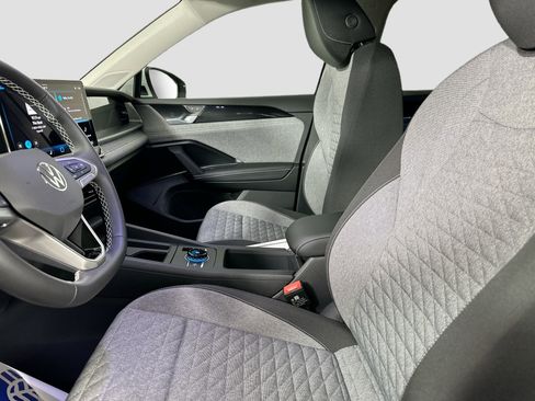 New 2026 Volkswagen Tiguan S image 19