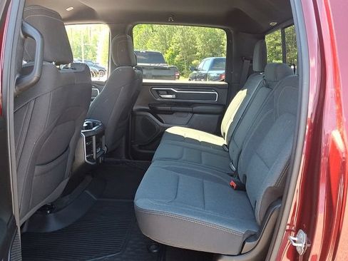 Used 2022 RAM 1500 Big Horn AWD/4WD image 10