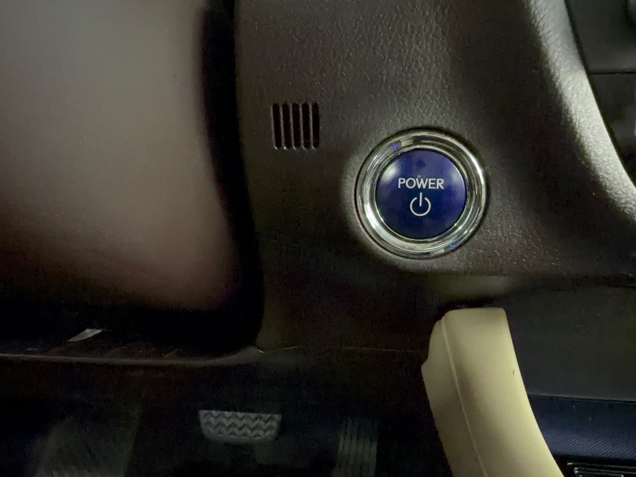 Used 2019 Lexus RX 450h AWD w/ Navigation Package image 20