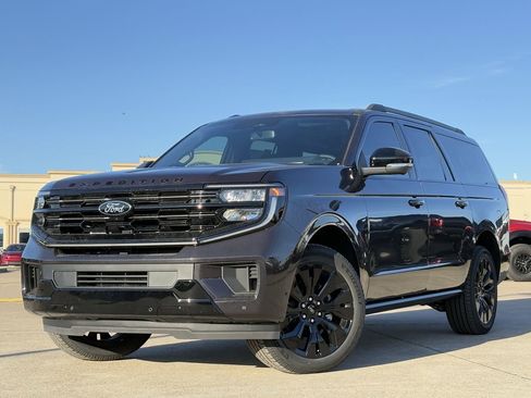 New 2025 Ford Expedition Max Platinum w/ Stealth Appearance Package image 26