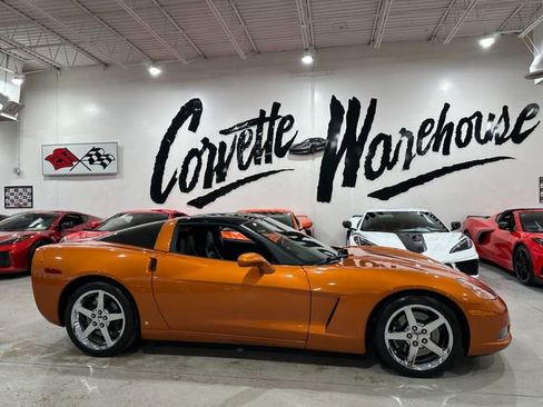 Used 2007 Chevrolet Corvette Coupe w/ Preferred Equipment Group RWD image 32