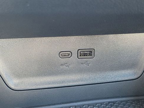 Used 2025 Chevrolet Equinox RS w/ Safety and Technology Package image 26