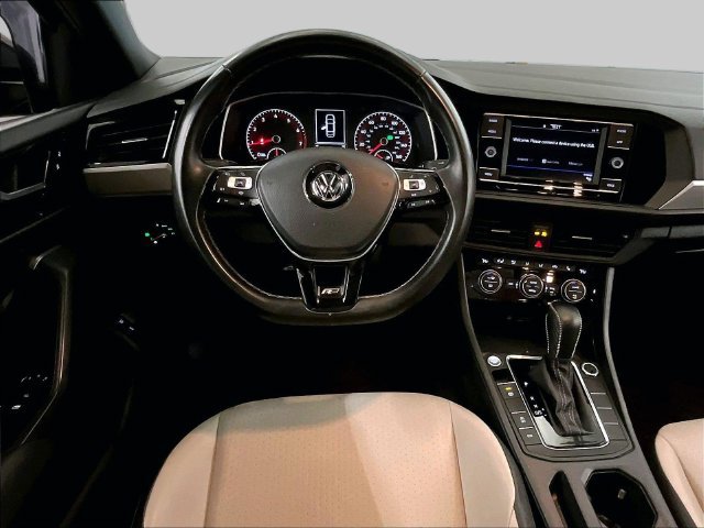 Used 2021 Volkswagen Jetta R-Line FWD image 6