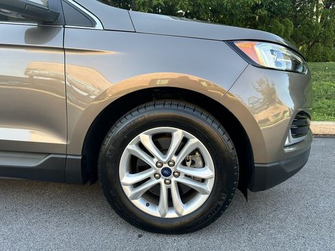Used 2019 Ford Edge SEL w/ Equipment Group 201A AWD/4WD image 52