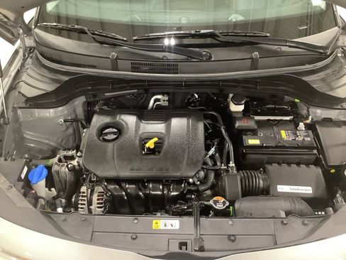 Certified 2025 Kia Soul LX w/ LX Technology Package image 18