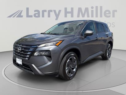 Used 2025 Nissan Rogue SV