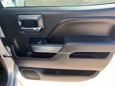 Used 2018 Chevrolet Silverado 1500 LT w/ Texas Edition RWD image 17