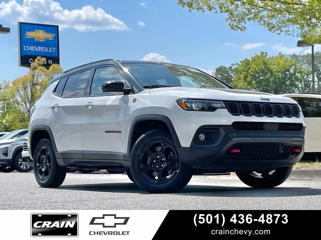 Used 2023 Jeep Compass Trailhawk AWD/4WD image 1