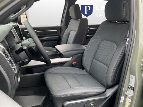 New 2026 RAM 1500 4x4 Crew Cab image 20