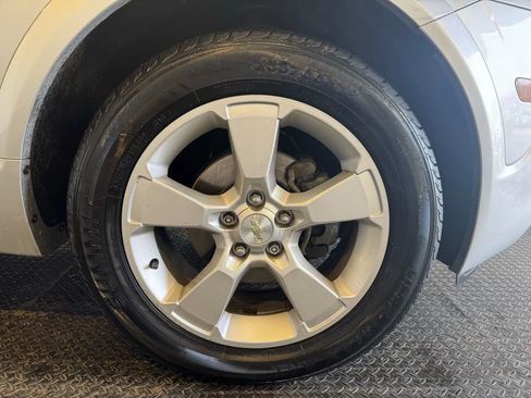 Used 2014 Chevrolet Captiva Sport LT w/ Convenience Package image 25