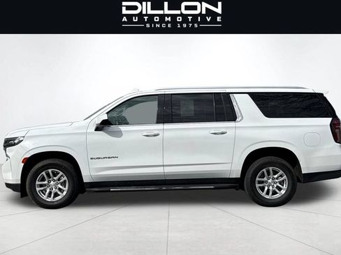 Used 2024 Chevrolet Suburban LT AWD/4WD image 6