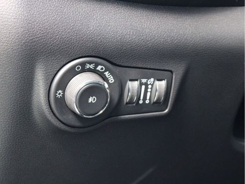 New 2026 Jeep Compass Limited image 15