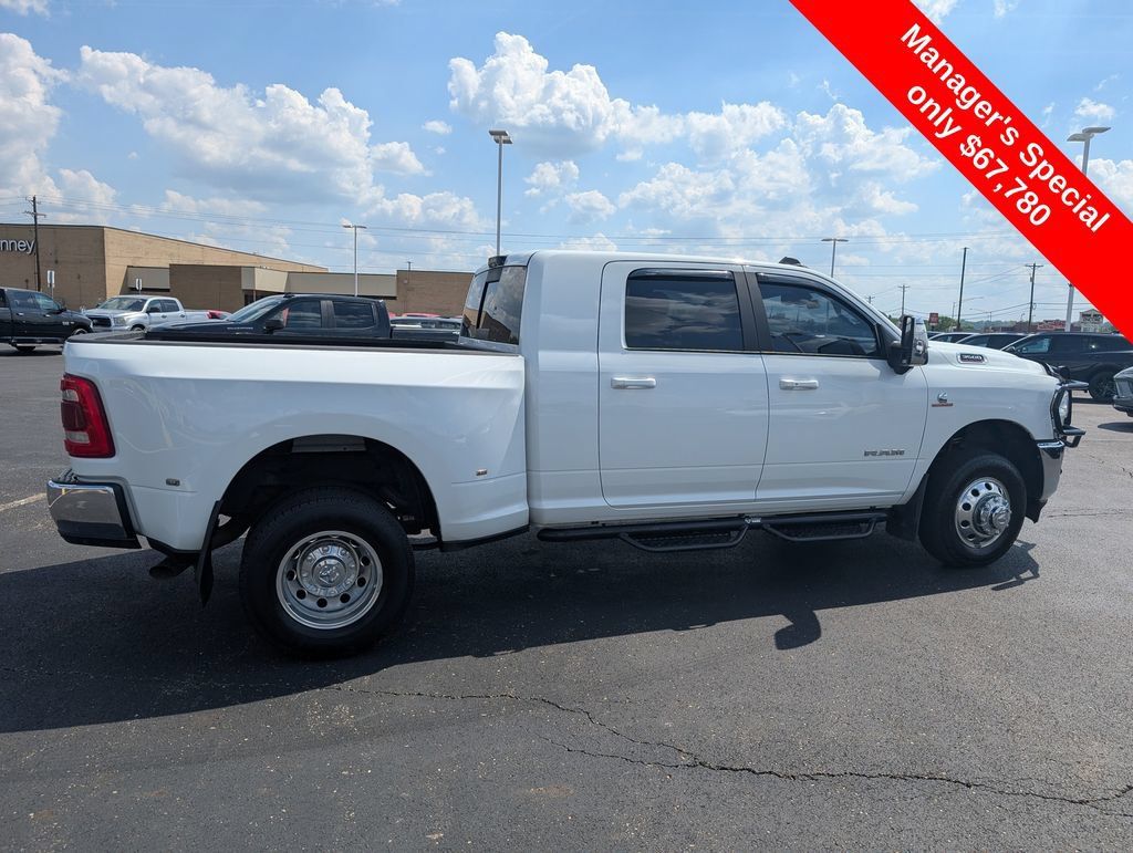 Used 2024 RAM 3500 Laramie w/ Towing Technology Group AWD/4WD image 9