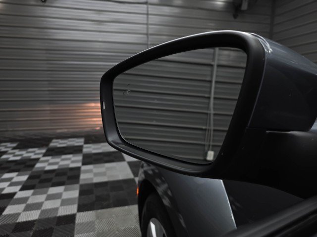 Used 2019 Volkswagen Beetle 2.0T S FWD image 29