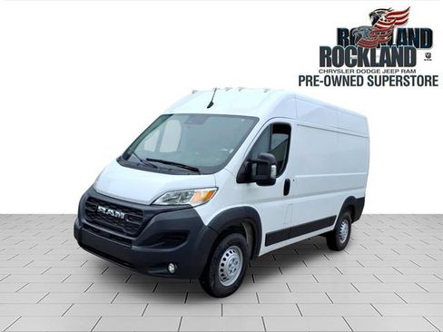 Used 2025 RAM ProMaster 2500 w/ Convenience Group FWD image 1