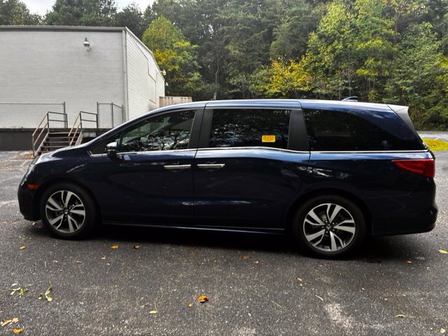 Used 2021 Honda Odyssey Touring image 11