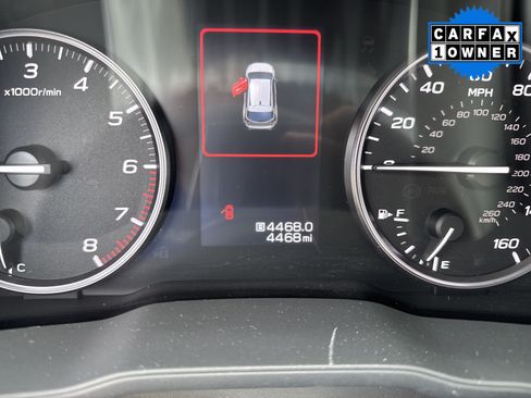 Used 2026 Subaru Crosstrek 2.5i Premium AWD/4WD image 6