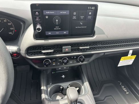 New 2027 Honda HR-V LX image 16