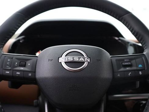 New 2026 Nissan Pathfinder Platinum AWD/4WD image 13
