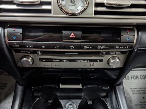 Used 2015 Lexus LS 460 AWD image 21