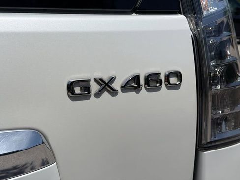 Used 2015 Lexus GX 460 w/ Premium Package AWD/4WD image 11