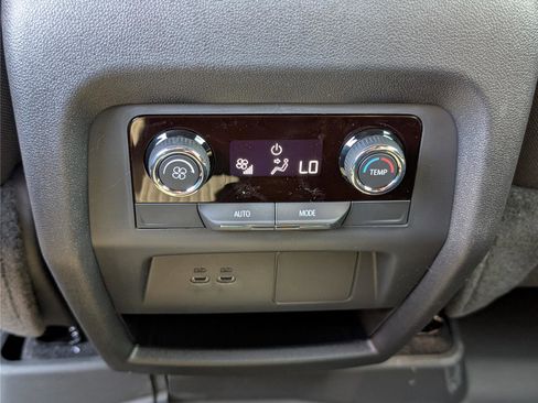 New 2026 Chevrolet Traverse LT w/ LPO, Floor Liner Package image 13