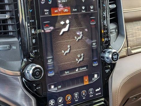 Used 2019 RAM 1500 Limited image 9