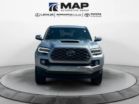 Used 2023 Toyota Tacoma TRD Sport image 8