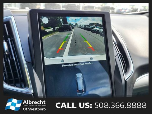 Used 2022 Ford Edge ST AWD/4WD image 21