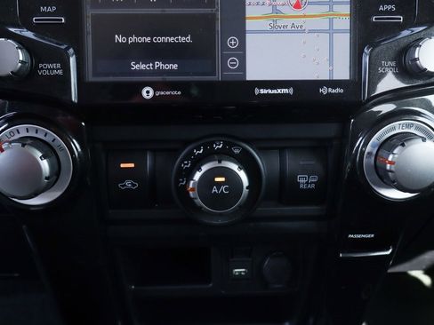 Used 2023 Toyota 4Runner TRD Off-Road image 33