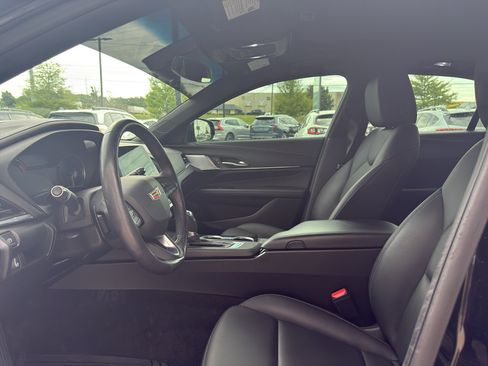 Used 2020 Cadillac CT4 Luxury w/ Sun And Sound Package AWD/4WD image 9