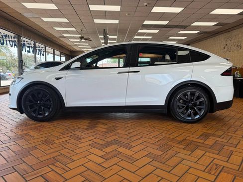 Used 2023 Tesla Model X AWD/4WD image 6