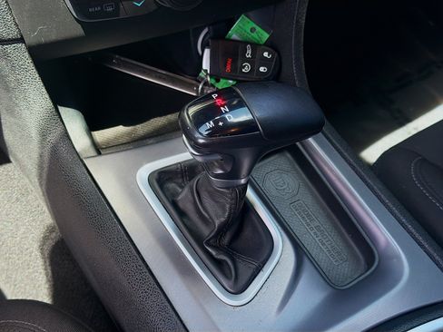 Used 2023 Dodge Charger Scat Pack w/ Technology Group RWD image 13