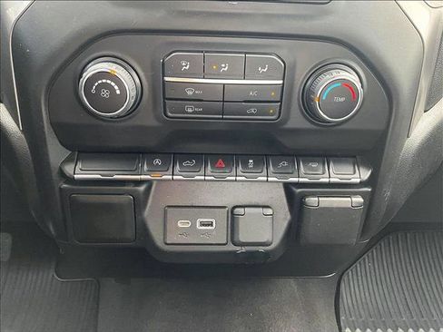 Used 2021 Chevrolet Silverado 1500 Custom image 26
