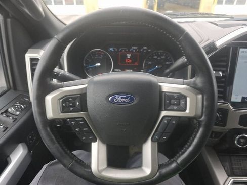 Used 2022 Ford F350 Lariat w/ Lariat Ultimate Package image 9