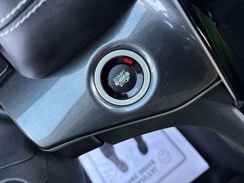 Used 2021 Jeep Grand Cherokee L Laredo w/ Luxury Tech Group I image 15