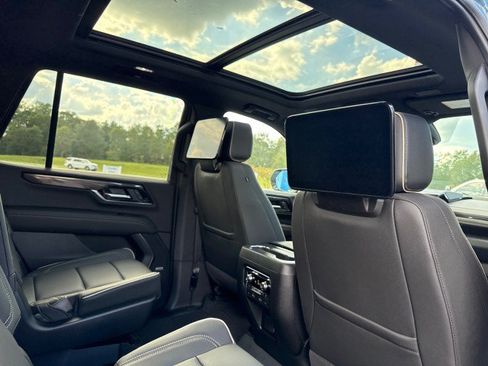 Used 2026 GMC Yukon Elevation w/ Elevation Premium Package RWD image 15