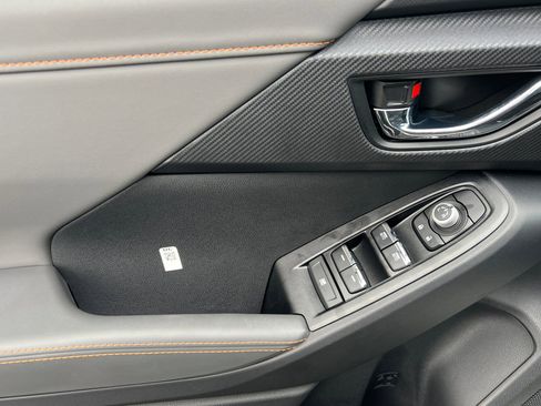 New 2025 Subaru Crosstrek 2.5i Limited w/ Popular Package #4A image 11