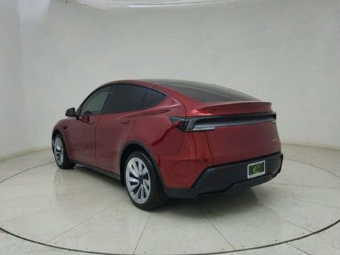 Used 2026 Tesla Model Y AWD image 67